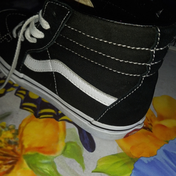 VANS Hightop Sneakers - Picture 13 of 14